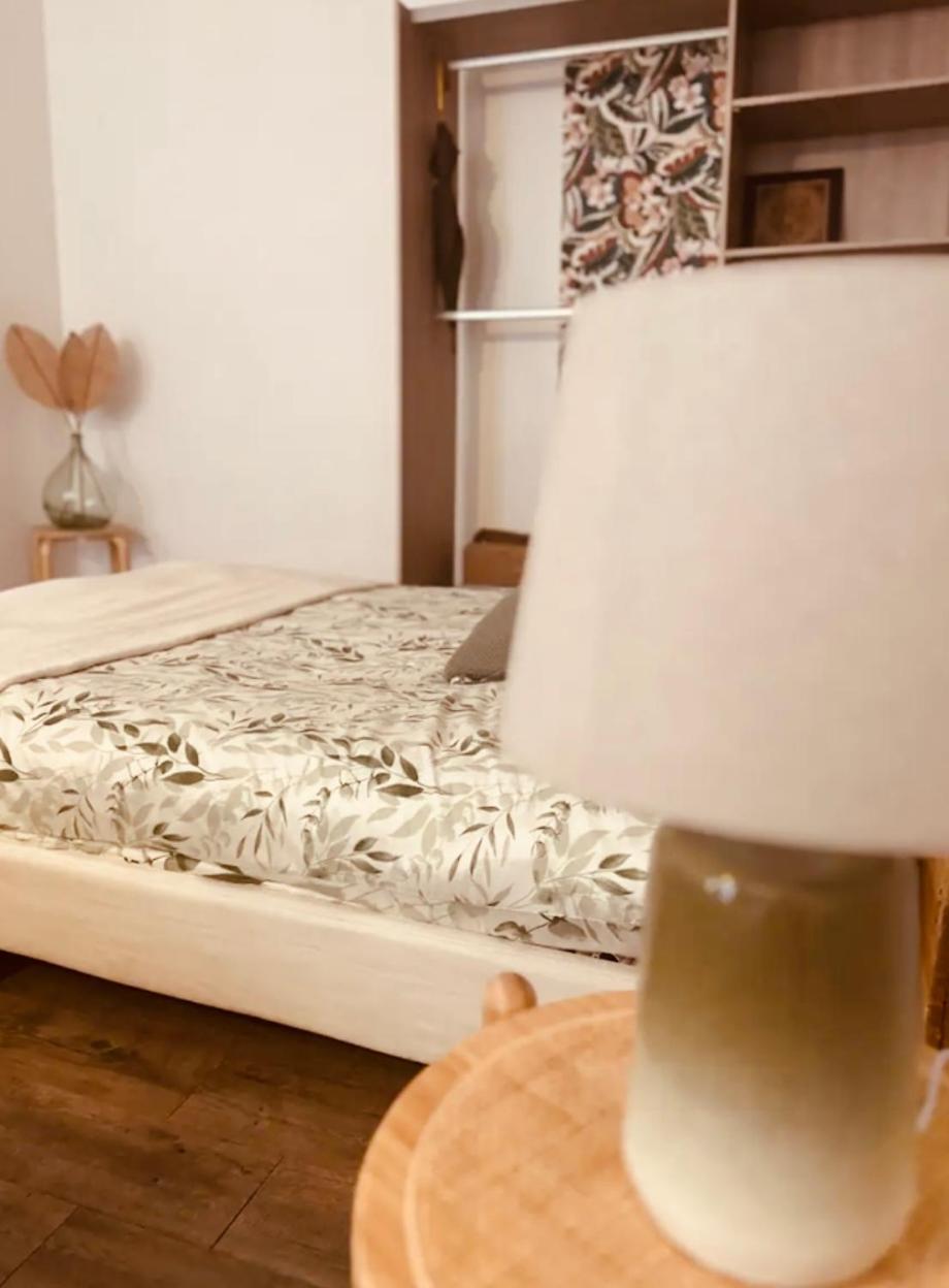 Grand T1 De 38 M2 Au Design Epuree * Marseilles